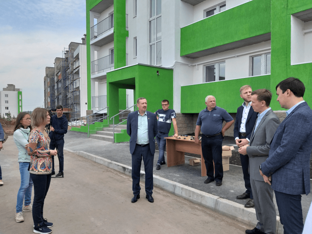 Проблемный ЖК Новобулгаково планируют сдать осенью 2019 года 