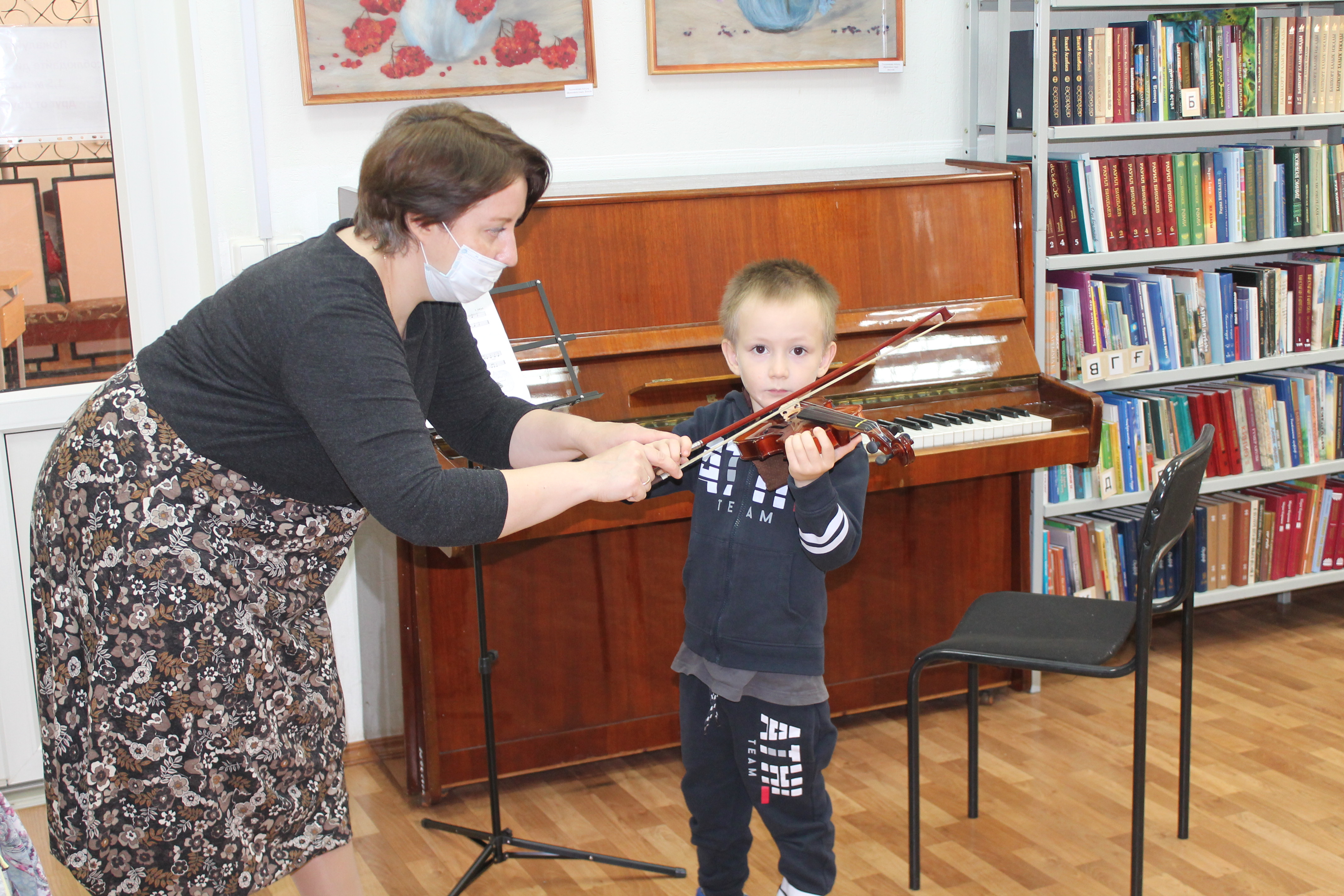 В библиотеке № 9 проводят уроки музыки для малышей