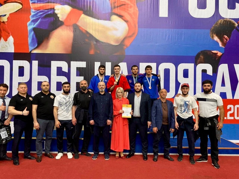 Башкирские борцы завоевали 15 медалей на чемпионате страны