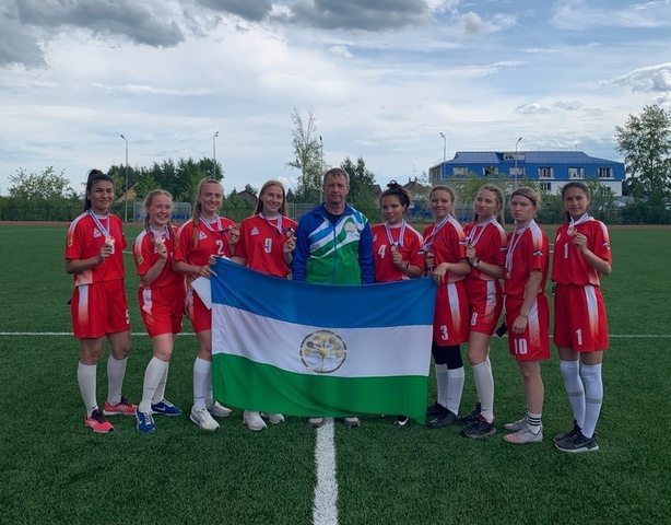 Женская сборная Башкортостана стала бронзовым призером Кубка России по лапте