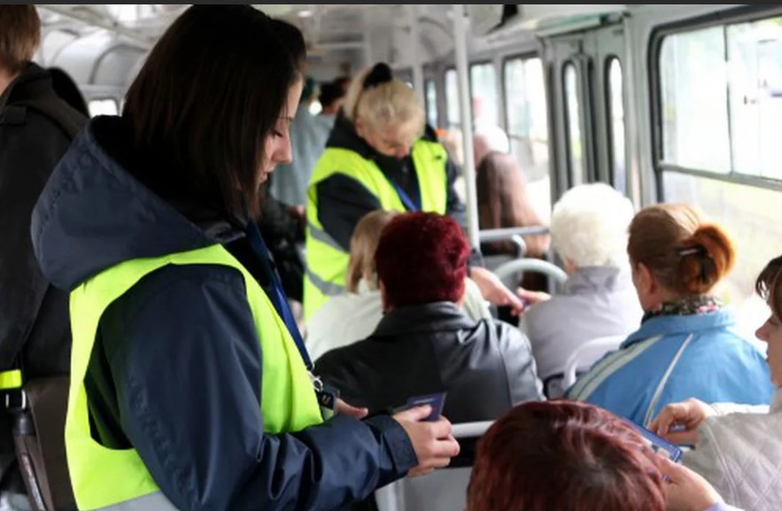 Вопрос введения проверки QR-кодов у пассажиров в общественном транспорте рассмотрят на оперштабе