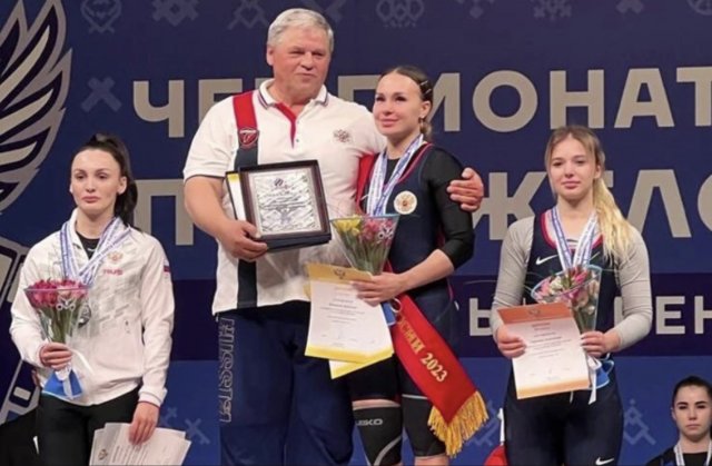 Башкирская тяжелоатлетка выиграла бронзу чемпионата России