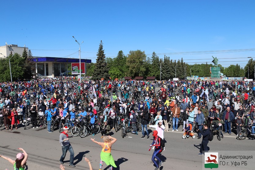 «День 1000 велосипедистов» в  Уфе объединил 30 тысяч участников 