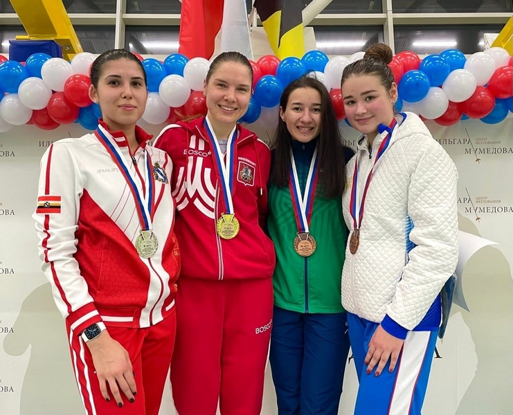 Аделина Загидуллина стала бронзовым призером всероссийского турнира по фехтованию