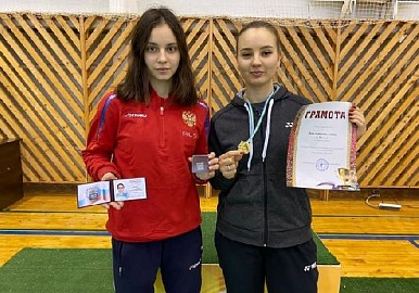 Алина Давлетова стала победителем на Всероссийских соревнованиях по бадминтону в Уфе