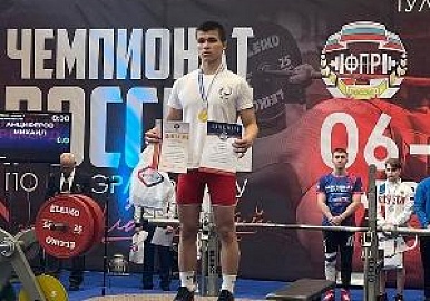 Пауэрлифтер из Башкирии - чемпион России