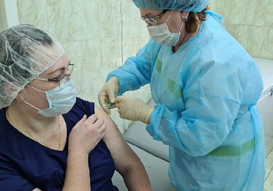 Антиковидная российская вакцина  не уступает по эффективности зарубежным аналогам