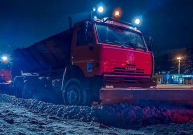 В Уфе снегопад: коммунальщики работают в усиленном режиме