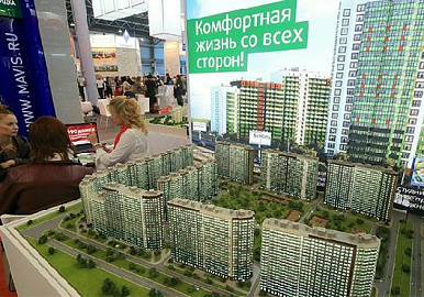 Покупкой жилья в России больше интересуются женщины