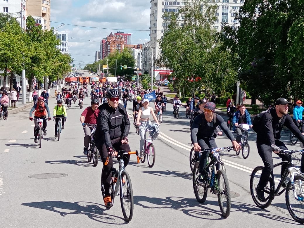 В Уфе идет фестиваль "День 1000 велосипедистов"