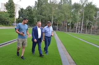 Ульфат Мустафин ознакомился с ходом работ строительства нового футбольного поля