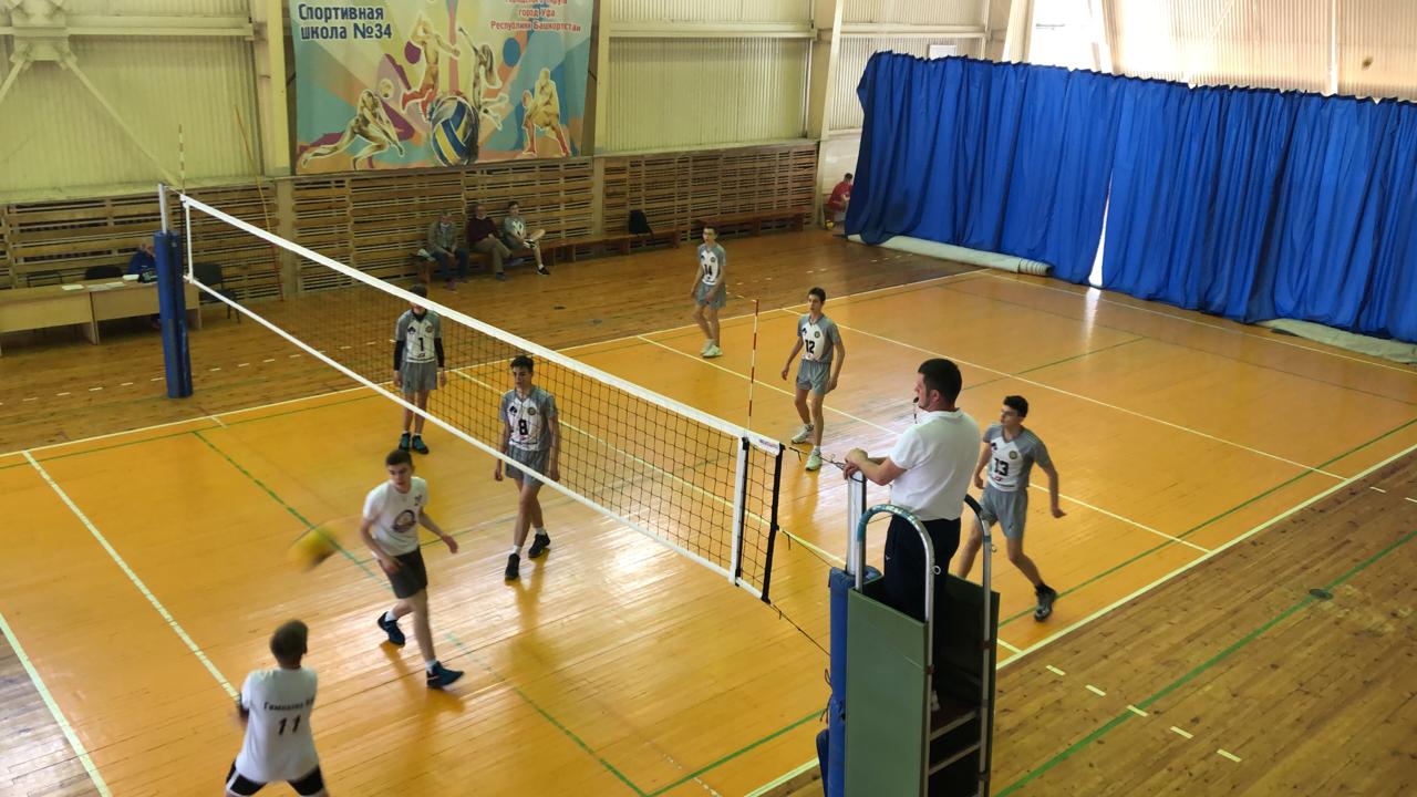 В Уфе прошли первые матчи городского этапа турнира по волейболу памяти Ульфата Мустафина