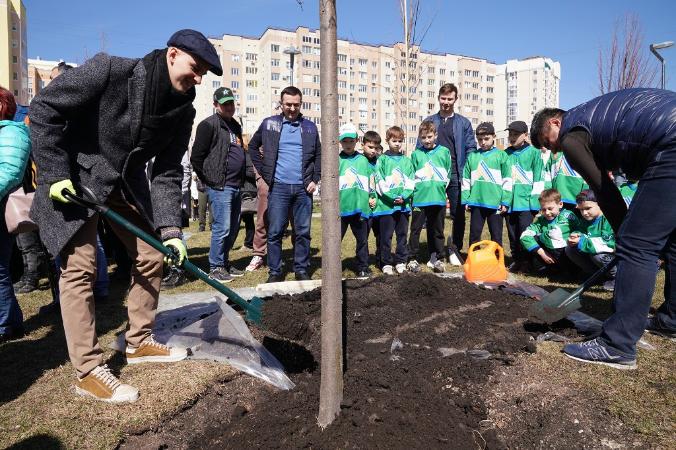 Родион Амиров принял участие в открытии нового парка