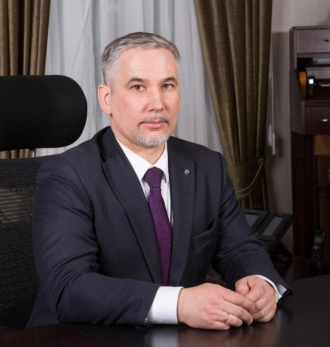 Марат Кашапов в прямом эфире рассказал о работе банковской системы в кризис
