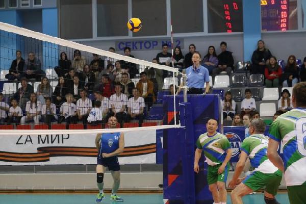 В Уфе состоялся волейбольный турнир «Эстафета поколений».