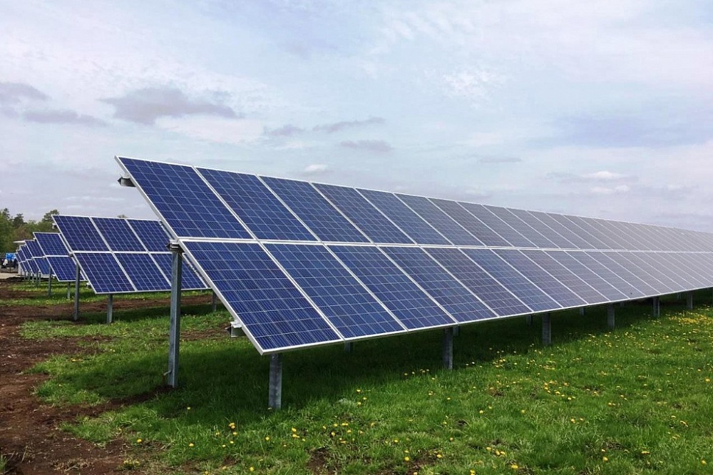 В Башкирии действует сетевая солнечная электростанция мощностью 10 МВт 
