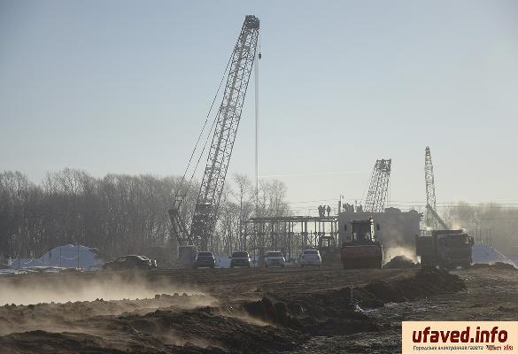 В Уфе активно идет строительство путепровода на Нагаевском шоссе