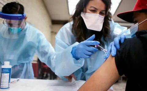 Вакцина положит конец пандемии COVID-19 при соблюдении всех требований