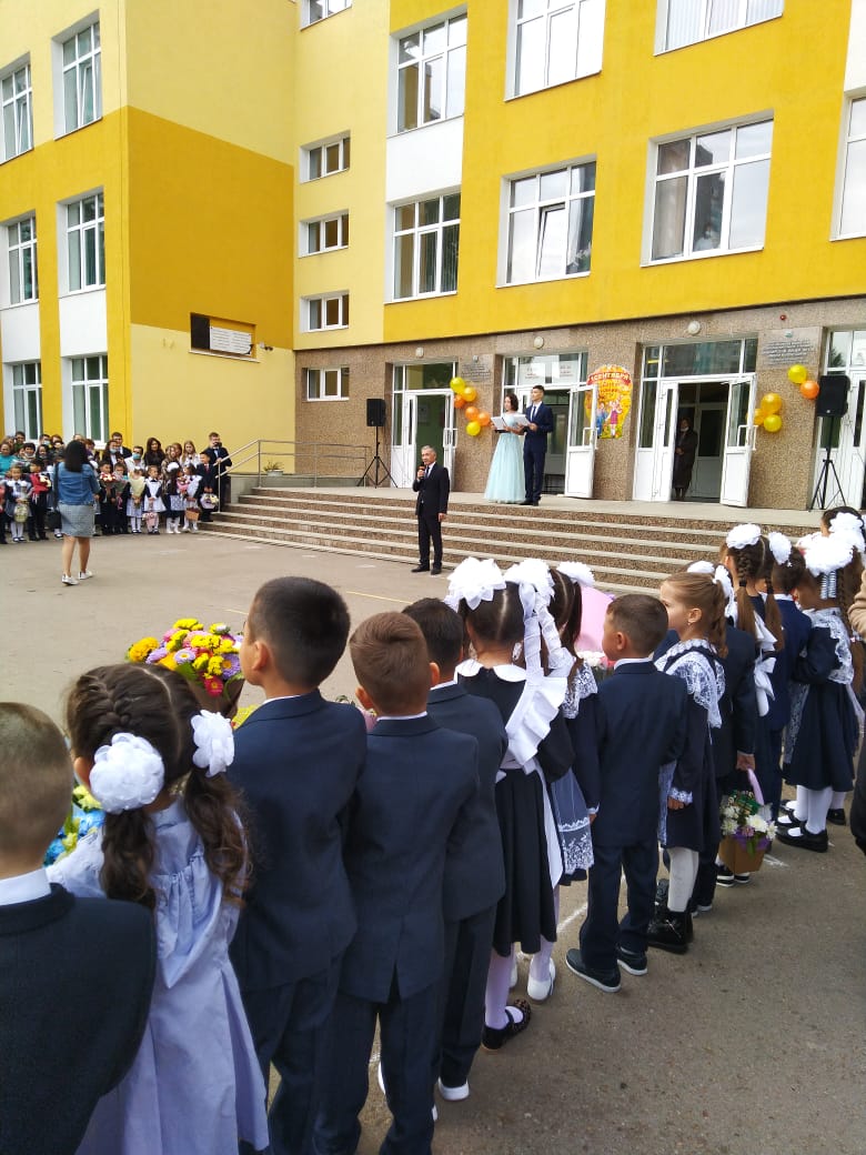Башкирские гимназии столицы приняли сотни первоклассников