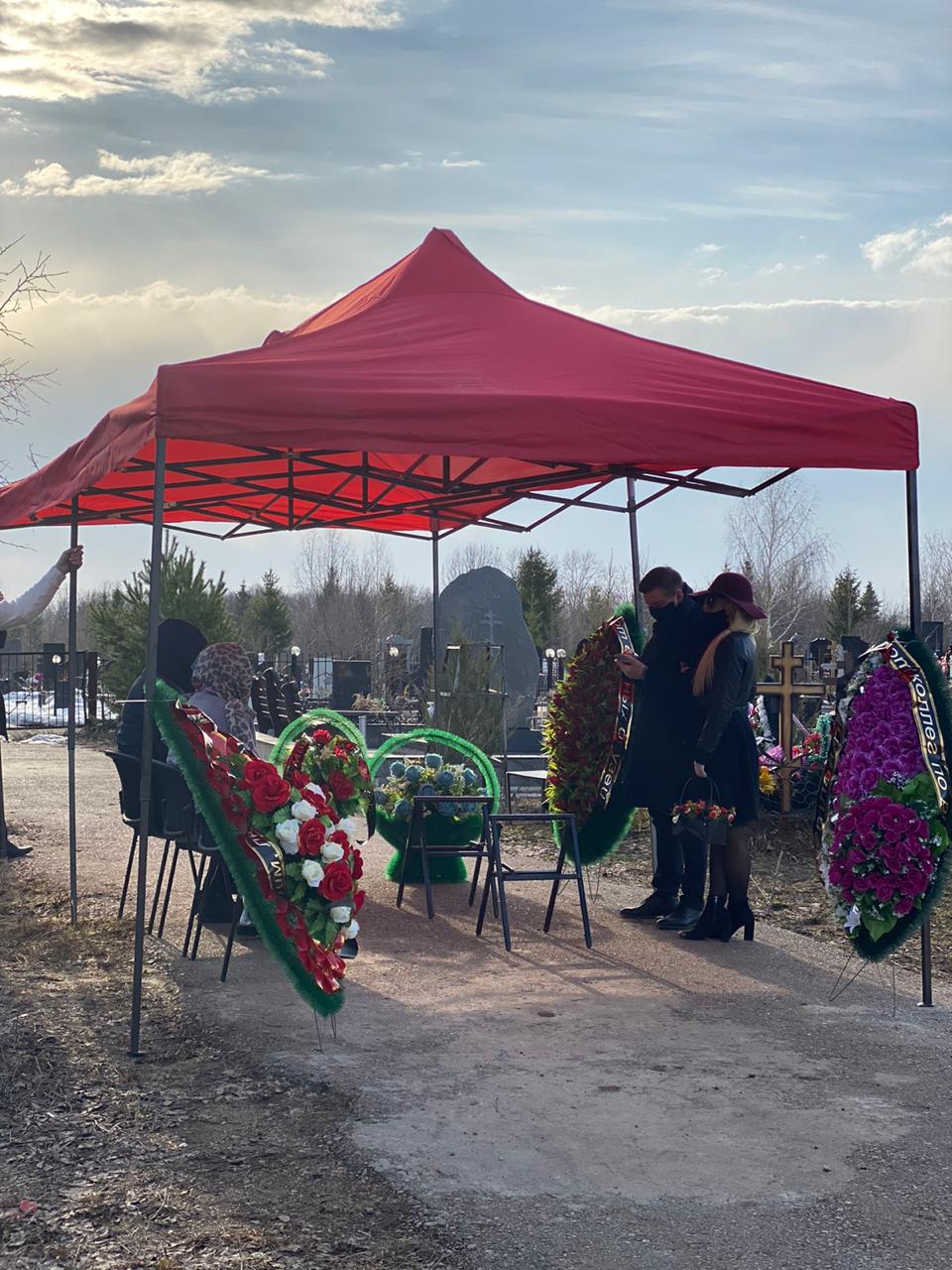 В Уфе прошли первые онлайн-похороны