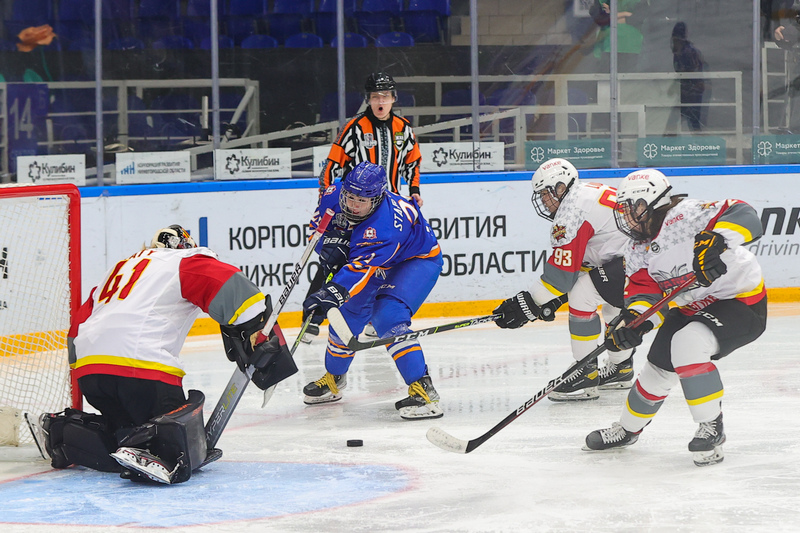 В Нижнем Новгороде прошли первые матчи финала Кубка ЖХЛ