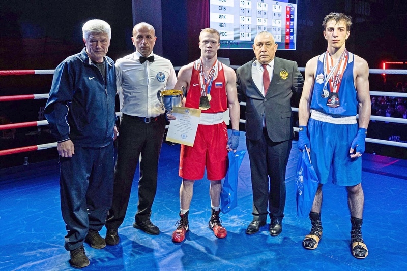 Иван Тихонов - чемпион России по боксу