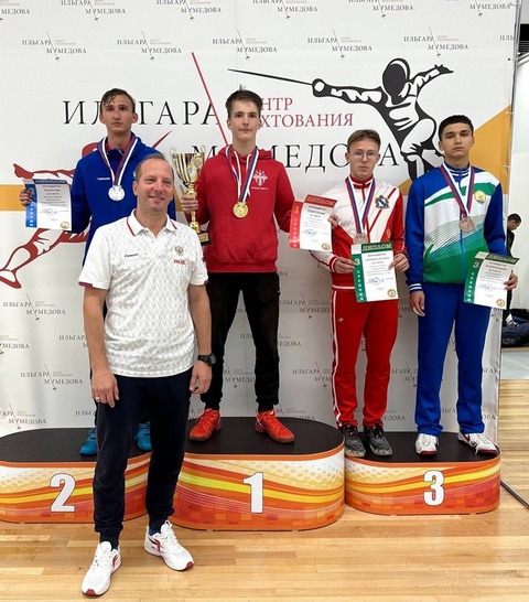Фехтовальщик из Башкортостана выиграл бронзовую медаль на всероссийском турнире 