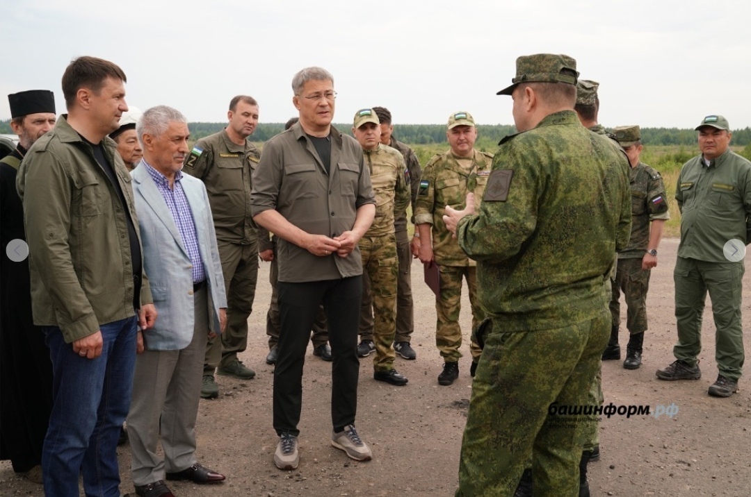 Радий Хабиров встретился с бойцами башкирского батальона
