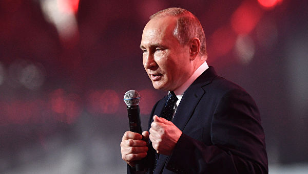 Уровень доверия Владимиру Путину оценен в 62,1% 