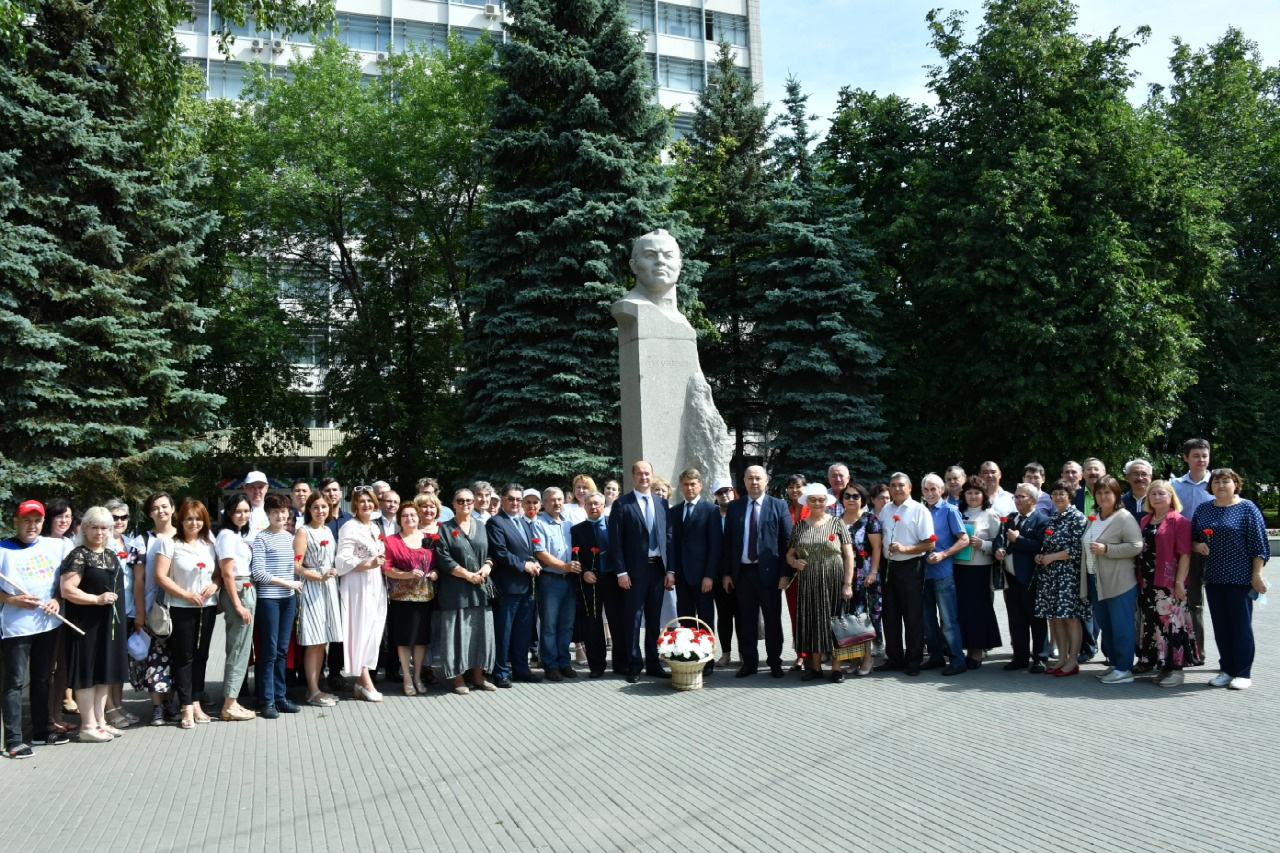 В Уфе поздравили работников печати и информации Башкортостана
