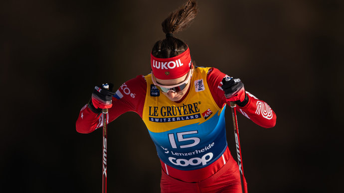 Россиянка выиграла спринтерскую гонку на "Тур де Ски"