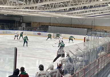 В Уфе провели хоккейный турнир на Кубок главы администрации города