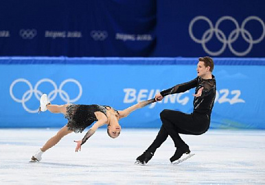 Российские пары начали борьбу за медали на Олимпиаде в Пекине
