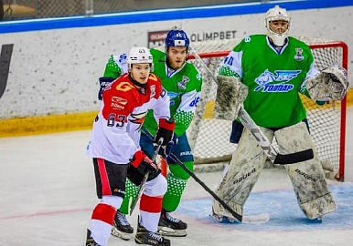 «Толпар» в третьей игре четвертьфинала плей-офф МХЛ проиграл «Омским ястребам» со счётом 4:5.