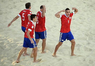 Сборная России вышла в финал на чемпионате мира по пляжному футболу