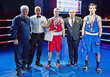 Иван Тихонов - чемпион России по боксу