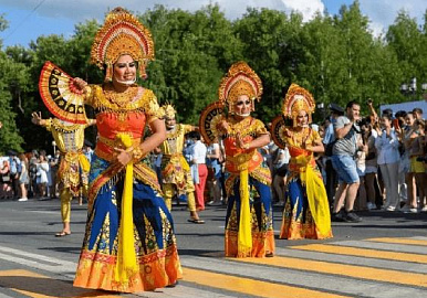 VI Всемирная фольклориада продолжает свое шествие по республике