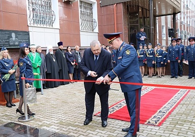 В Уфе торжественно открыли мемориал в память о сотрудниках уголовно-исполнительной системы, погибших при исполнении служебного долга