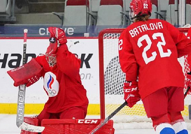 Женская сборная России по хоккею проиграла Швейцарии в 1\4 финала