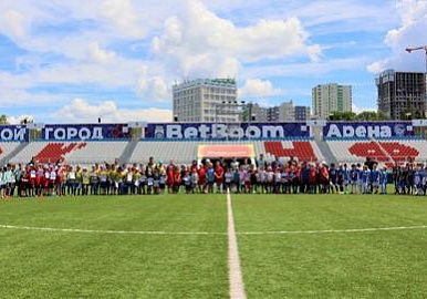 Игроки «Уфы» сыграли матч против 138 юных футболистов