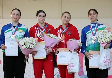 Шпажистки из Башкирии - медалистки чемпионата страны