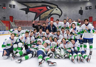 "Салават Юлаев"выиграл чемпионат России по хоккею среди юношей!