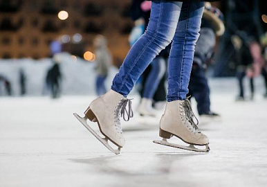 Где в Уфе покататься на коньках?