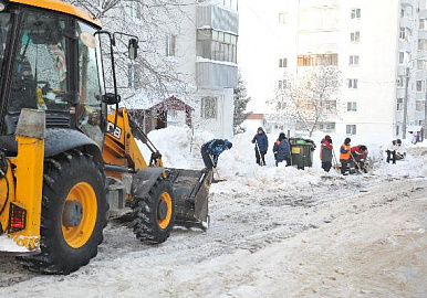 В каких дворах будут чистить снег в Уфе, полный список на январь