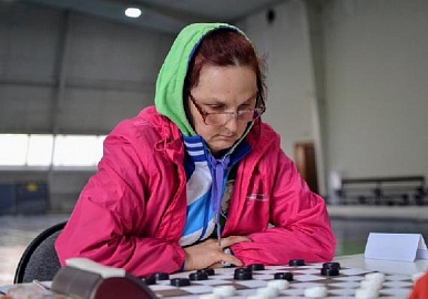 Марфина Ирина - чемпион мира по 100-клеточным шашкам 