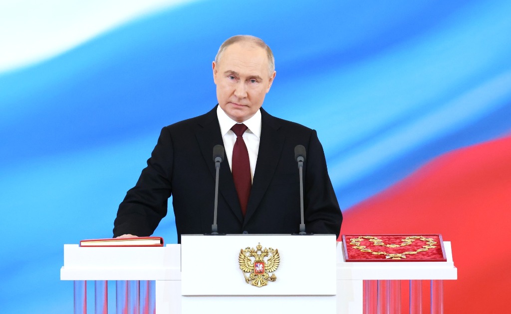Путин: «Станем сильнее»