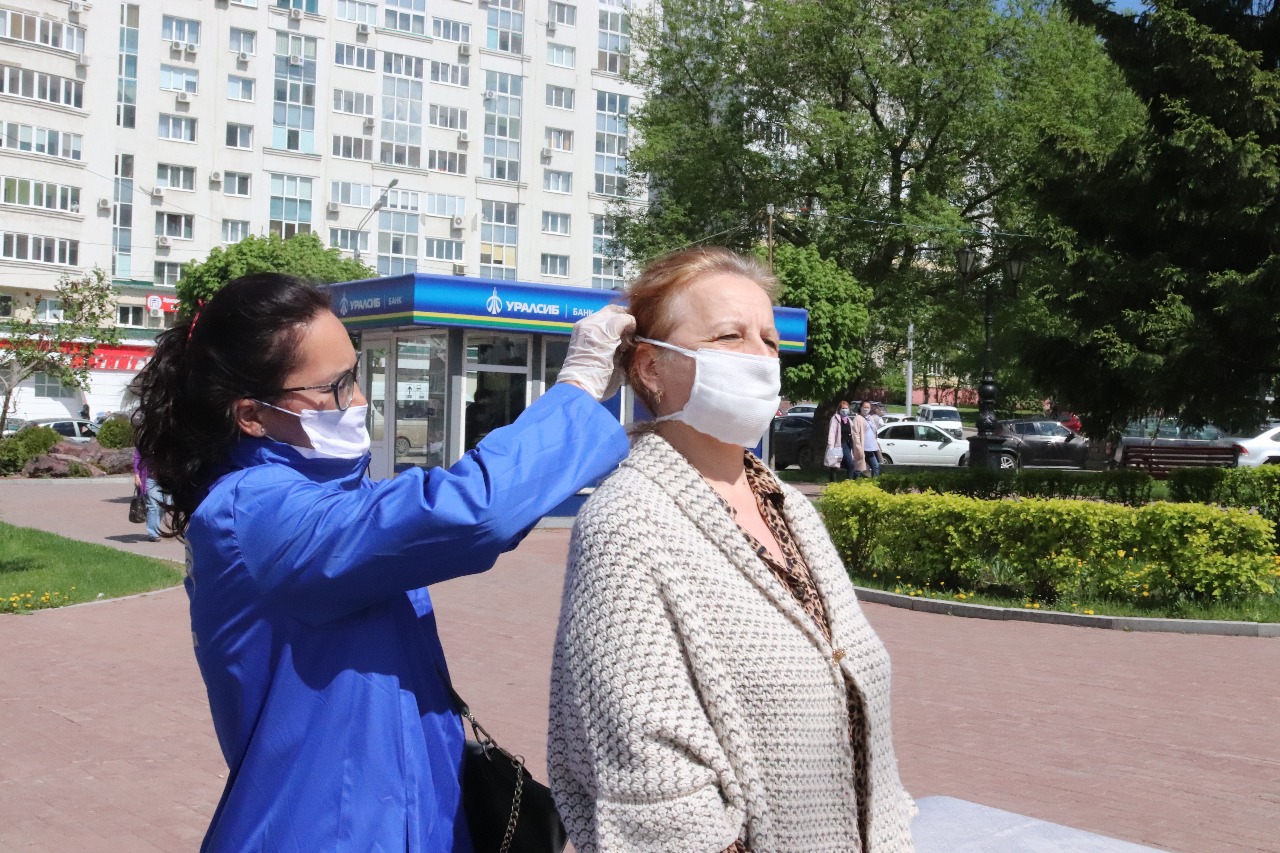 135 тысяч медицинских масок волонтеры вручат жителям Башкирии