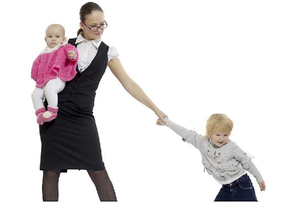 В России обсуждают идею материально поощрять женщин, родивших двух детей до 30 лет